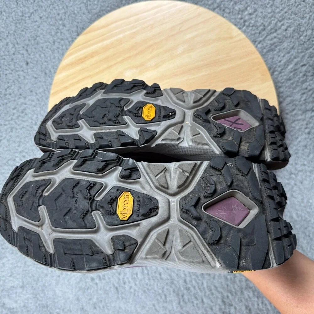Hoka One‎ One Women's Kaha 2 Low GTX Grape Wine Hiking Shoes Size 7B